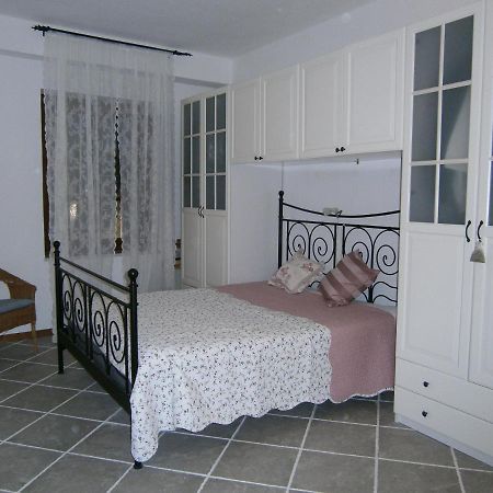 B&B Pietre Antiche Vezzi Portio Zewnętrze zdjęcie