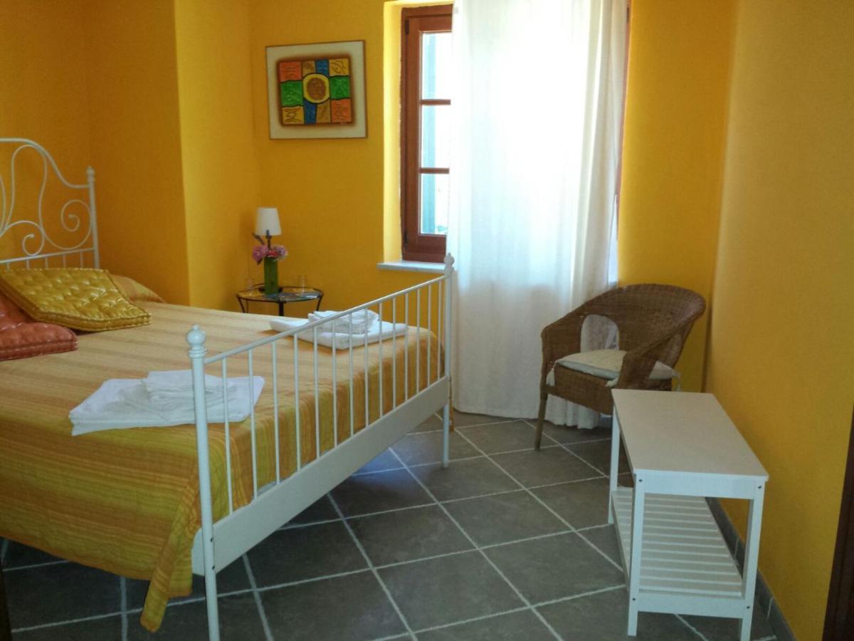 B&B Pietre Antiche Vezzi Portio Zewnętrze zdjęcie