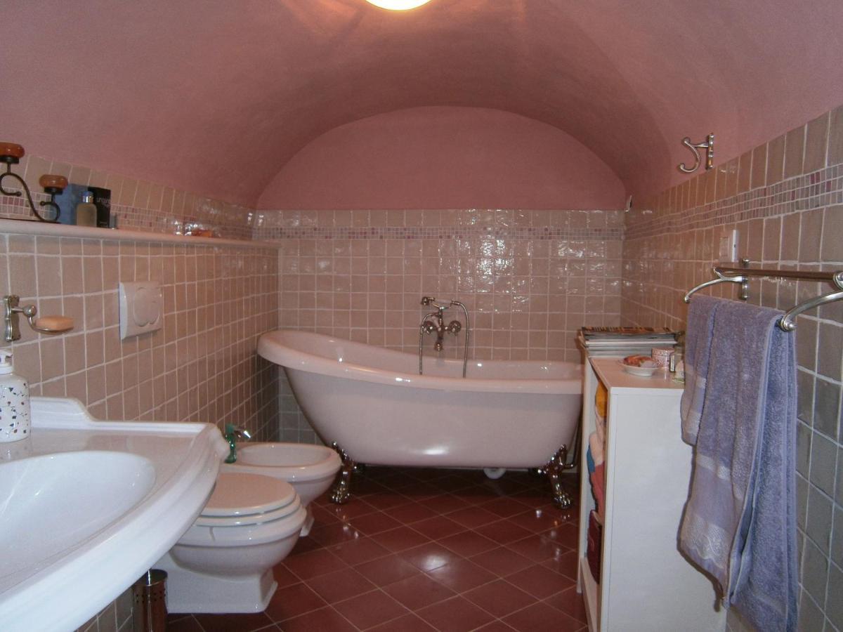 B&B Pietre Antiche Vezzi Portio Zewnętrze zdjęcie